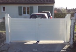Portail en PVC
